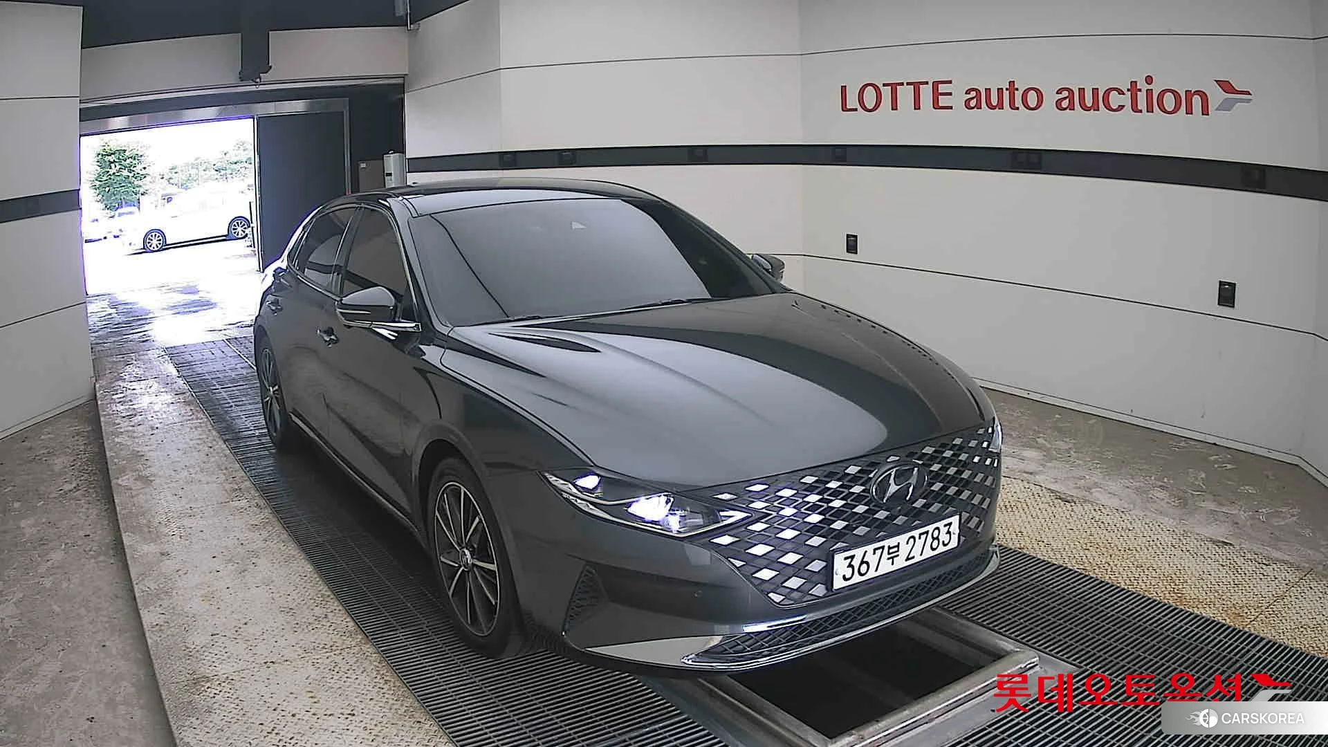 Hyundai Grandeur 2022 Nocturne Grey Metallic из Кореи, фото 6
