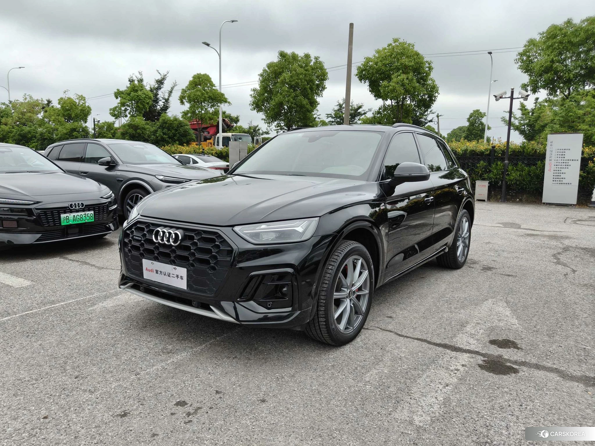 Audi Q5L 2021 Черный из Китая, фото 6