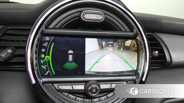 Mini Cooper 2021 Черный из Кореи, фото 6