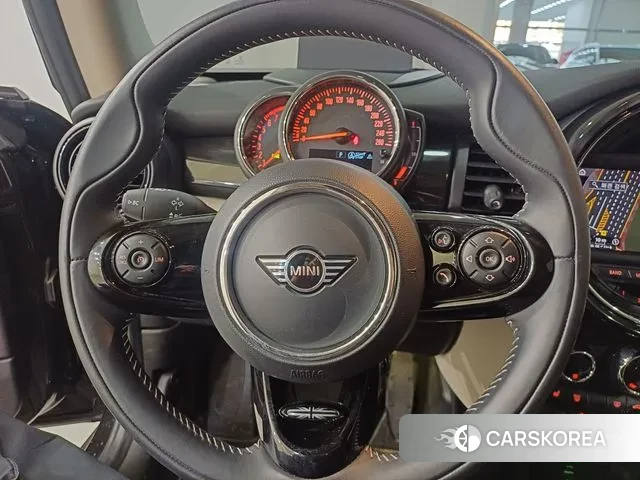 Mini Cooper S 2020 Черный из Кореи, фото 6