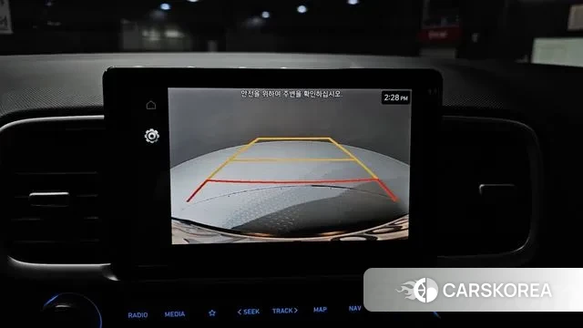 Hyundai Venue 2023 Серебряный из Кореи, фото 6