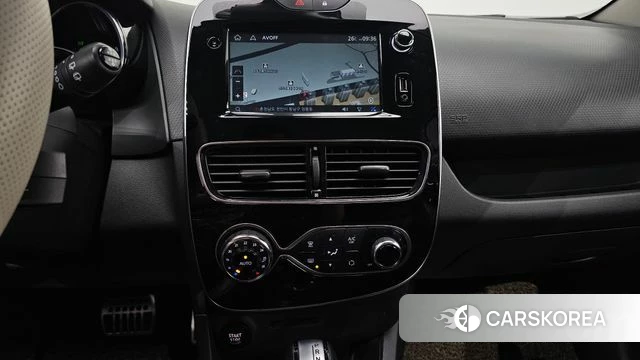Renault Korea (Samsung) Clio 2018 Белый из Кореи, фото 6