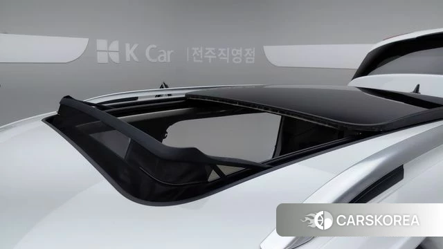 Volkswagen Tiguan Allspace 2023 Белый из Кореи, фото 6