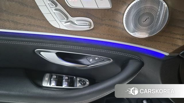 Mercedes-Benz E-Class W213 2020 Серебряный из Кореи, фото 6