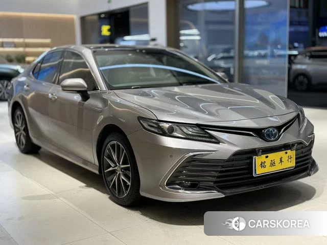 Toyota Camry 2021 Шампань из Китая, фото 6