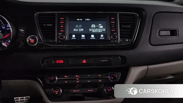 Kia The New Carnival 2019 Белый из Кореи, фото 6