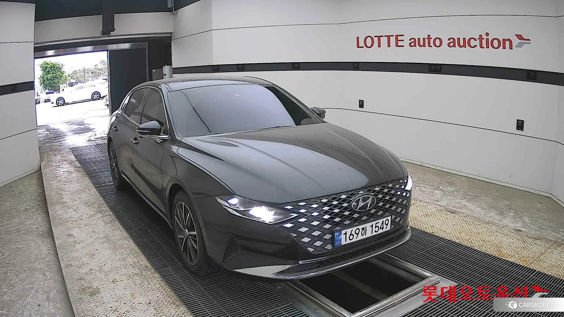 Hyundai Grandeur 2022 Midnight Black Pearl из Кореи, фото 6