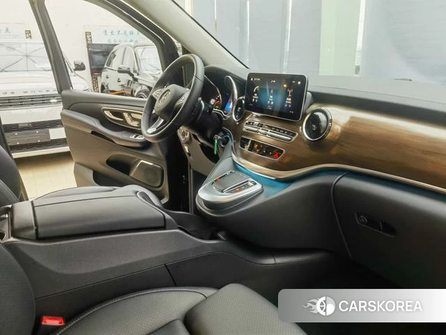 Mercedes-Benz V-class 2024 Черный из Китая, фото 6