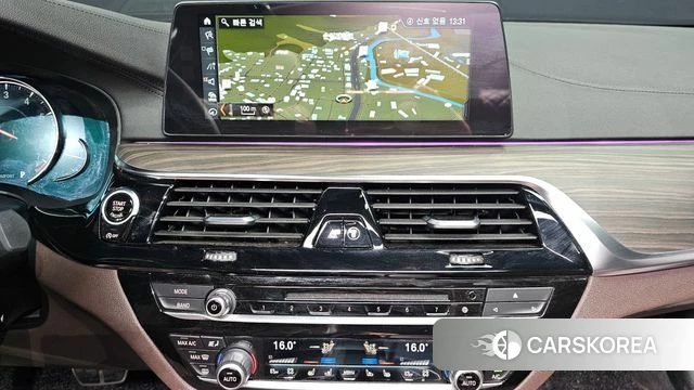 BMW 5 Series (G30) 2018 Серый из Кореи, фото 6