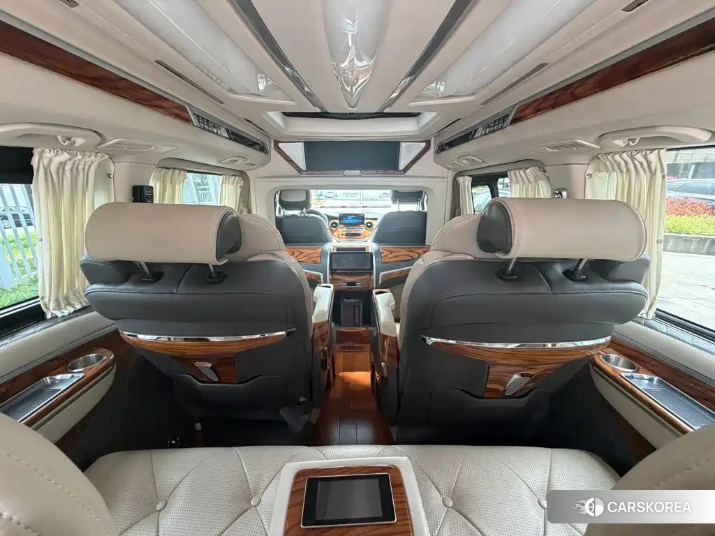 Mercedes-Benz V-Class 2022 Черный из Китая, фото 6