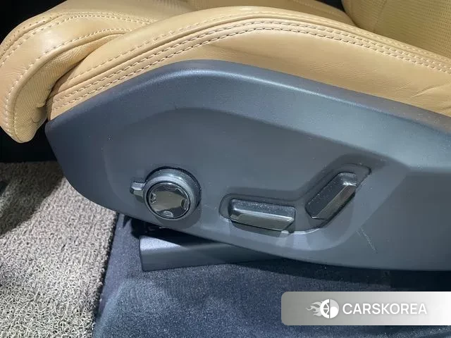 Volvo XC90 second Generation 2024 Черный из Кореи, фото 6