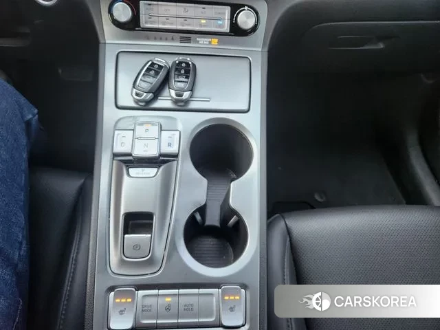 Hyundai Kona Electric 2019 Белый двухцветный из Кореи, фото 6