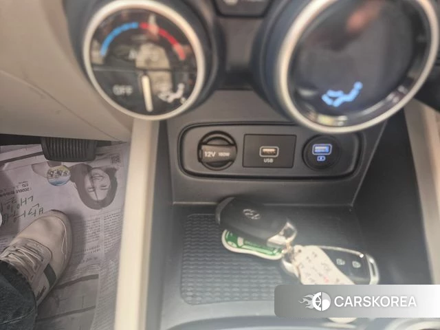 Hyundai Venue 2020 Белый из Кореи, фото 6