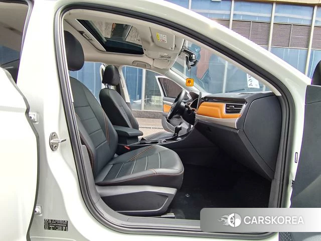 Volkswagen Bora 2022 Белый из Китая, фото 6