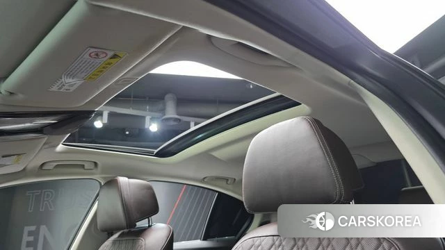 BMW 5 Series (G30) 2019 Белый из Кореи, фото 6