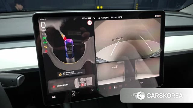 Tesla Model Y 2023 Черный из Кореи, фото 6