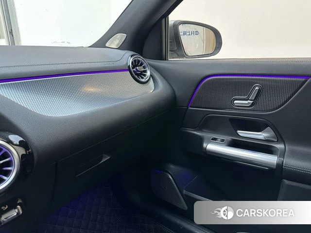 Mercedes-Benz GLA 2021 Темно-серый из Китая, фото 6