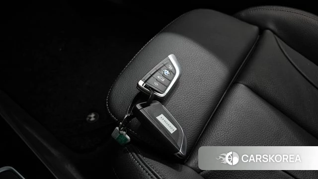 BMW 1 Series (F40) 2021 Белый из Кореи, фото 6