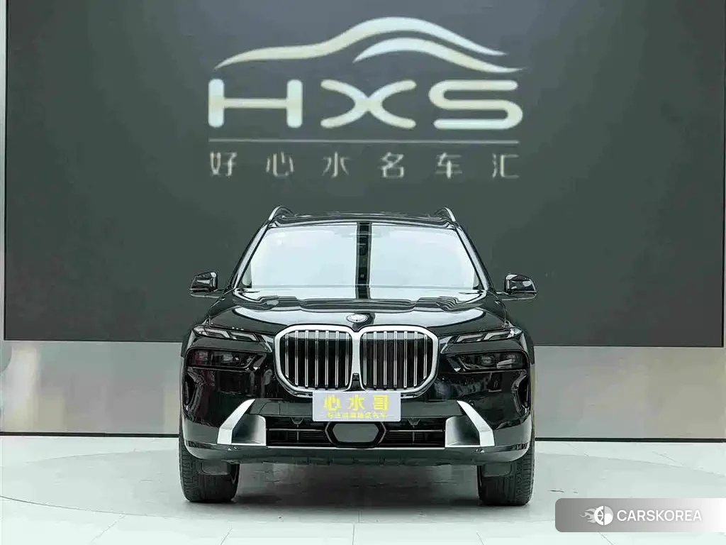BMW X7 2025 Черный из Китая, фото 6