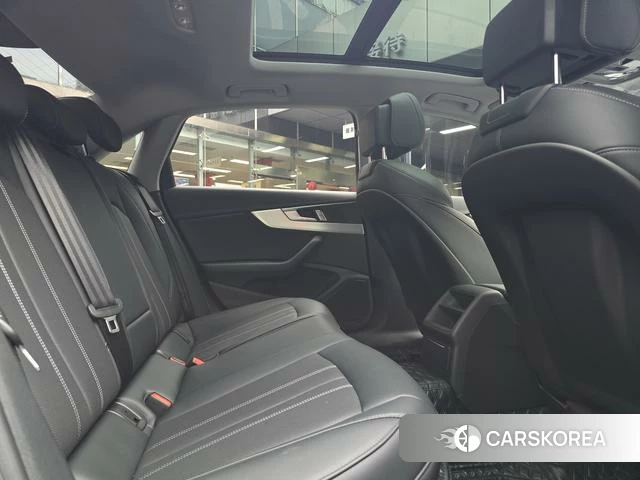 Audi A4L 2024 Черный из Китая, фото 6