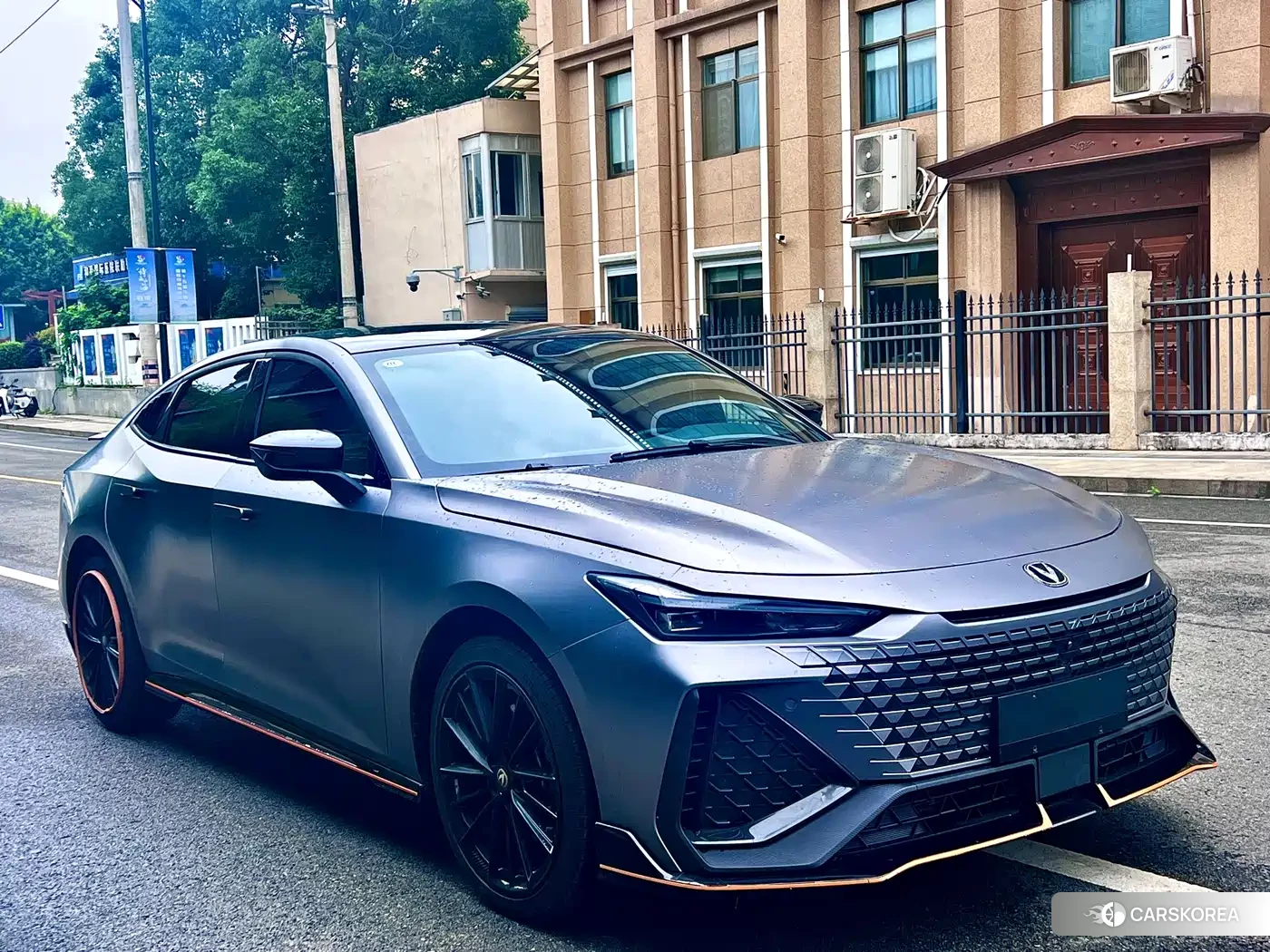 Chang'an UNI-V 2022 Silver/gray из Китая, фото 6