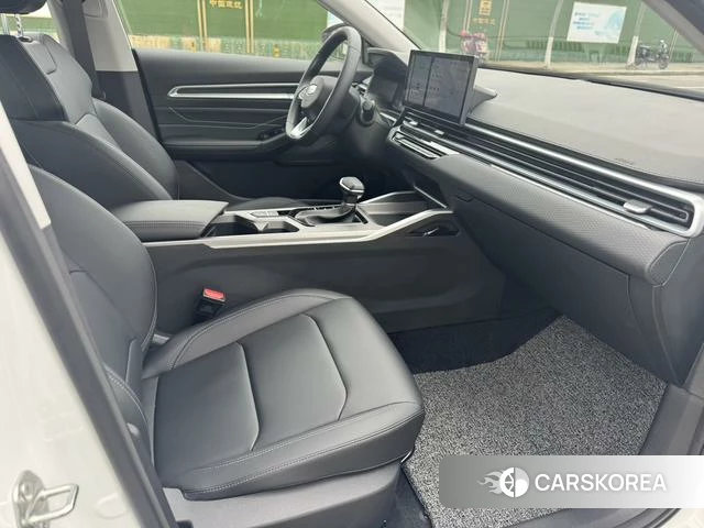 Geely Automobile Emgrand 2026 Белый из Китая, фото 6