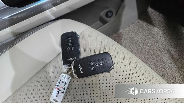 Kia Carnival 4th generation 2023 Черный из Кореи, фото 6