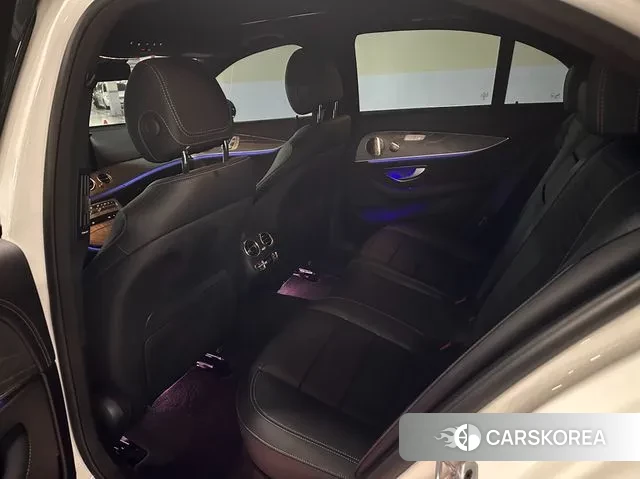 Mercedes-Benz E-Class W213 2022 Белый из Кореи, фото 6