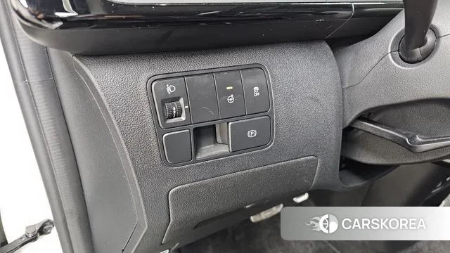 Hyundai Staria 2021 Белый из Кореи, фото 6