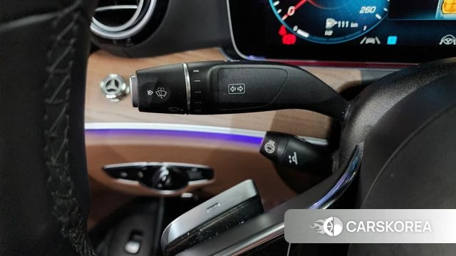 Mercedes-Benz E-Class W213 2022 Белый из Кореи, фото 6