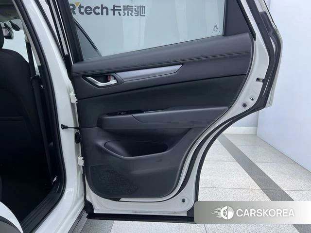 Mazda CX-5 2022 Белый из Китая, фото 6
