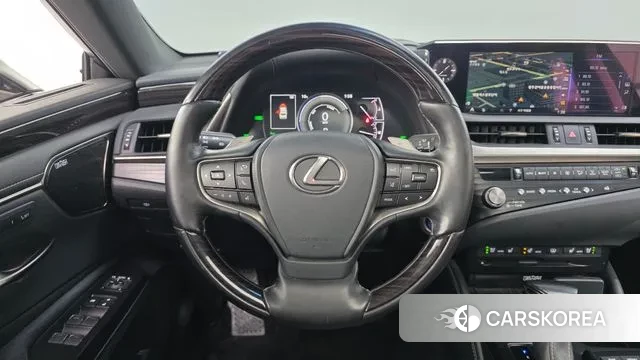 Lexus ES300h 7th generation 2021 Песочный из Кореи, фото 6