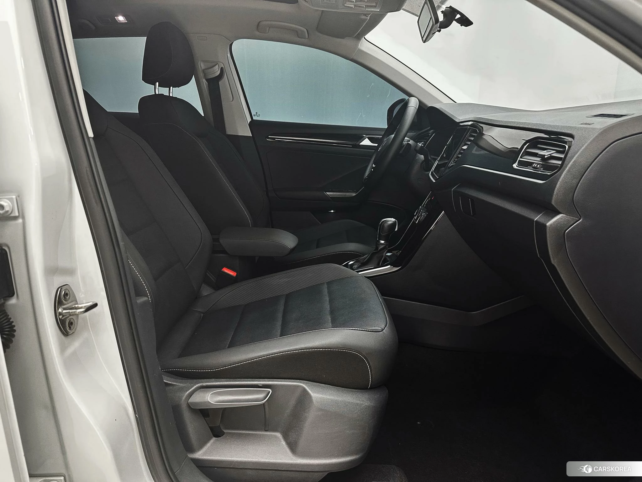 Volkswagen T-Roc 2021 Белый из Китая, фото 6