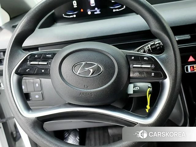 Hyundai Staria 2023 Белый из Кореи, фото 6