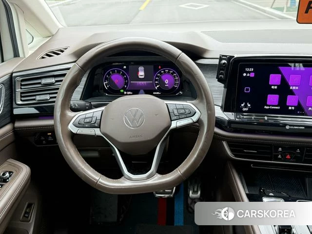 Volkswagen Weiran 2022 Серебристо-серый из Китая, фото 6