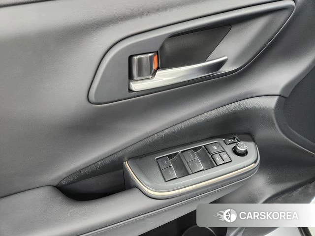 Toyota Crown Crossover 2023 Белый из Кореи, фото 6