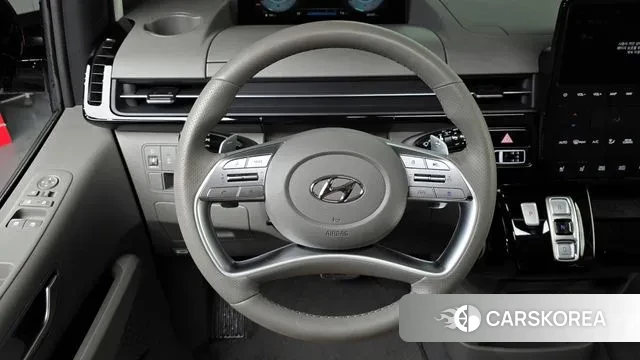 Hyundai Staria 2023 Черный из Кореи, фото 6