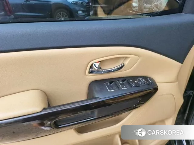 Kia The New Carnival 2019 Черный из Кореи, фото 6