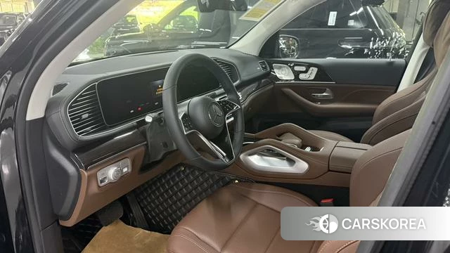 Mercedes-Benz GLE (import) 2026 Черный из Китая, фото 6