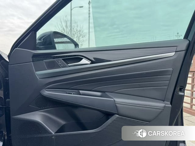 Volkswagen Passat 2022 Черный из Китая, фото 6