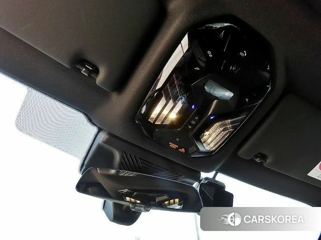 BMW 5 Series (G60) 2025 Белый из Кореи, фото 6