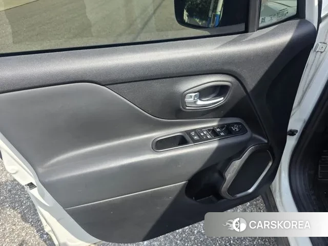 Jeep Renegade 2019 Белый из Кореи, фото 6