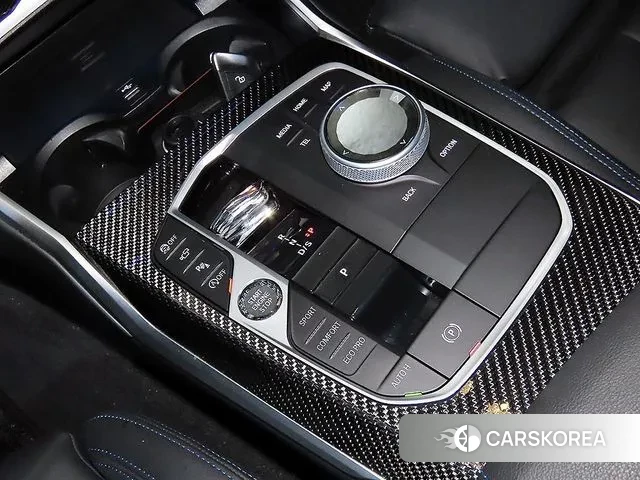 BMW 3 Series (G20) 2025 Светло-серебряный цвет из Кореи, фото 6