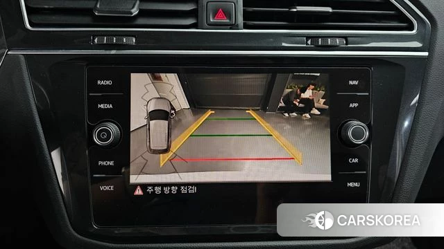 Volkswagen Tiguan second Generation 2020 Белый из Кореи, фото 6