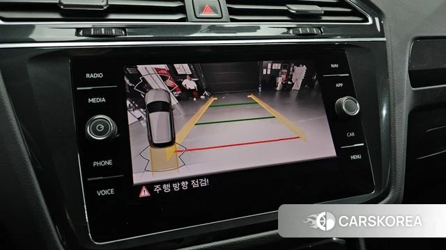 Volkswagen Tiguan second Generation 2022 Белый из Кореи, фото 6