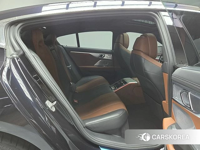 BMW 8 Series (G15) 2020 Черный из Кореи, фото 6