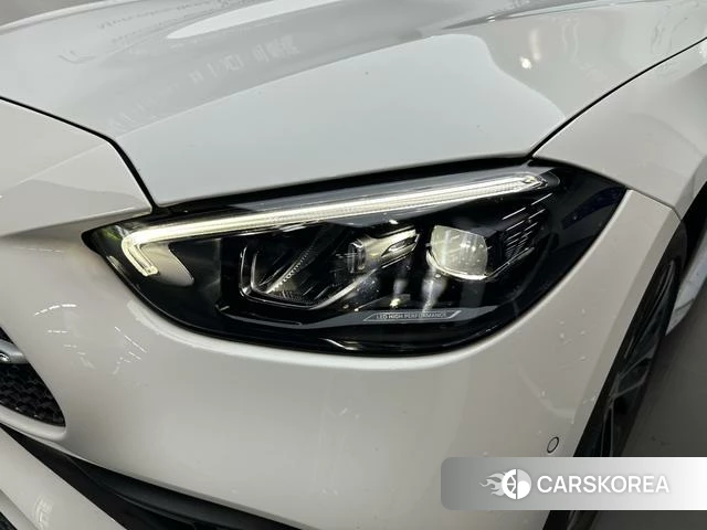 Mercedes-Benz C-class PHEV 2024 Белый из Китая, фото 6