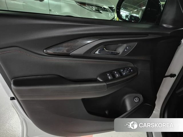 Chevrolet (GM Daewoo) Trailblazer 2021 Белый из Кореи, фото 6