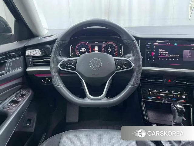 Volkswagen Passat 2024 Черный из Китая, фото 6