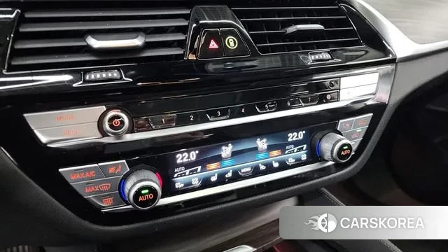 BMW 6 Series GT (G32) 2022 Черный из Кореи, фото 6